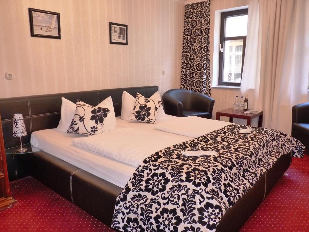 Double Room,23864946:JPEG